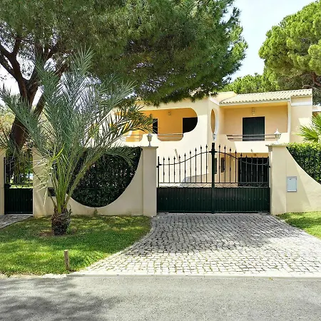 Azaleas Villa *